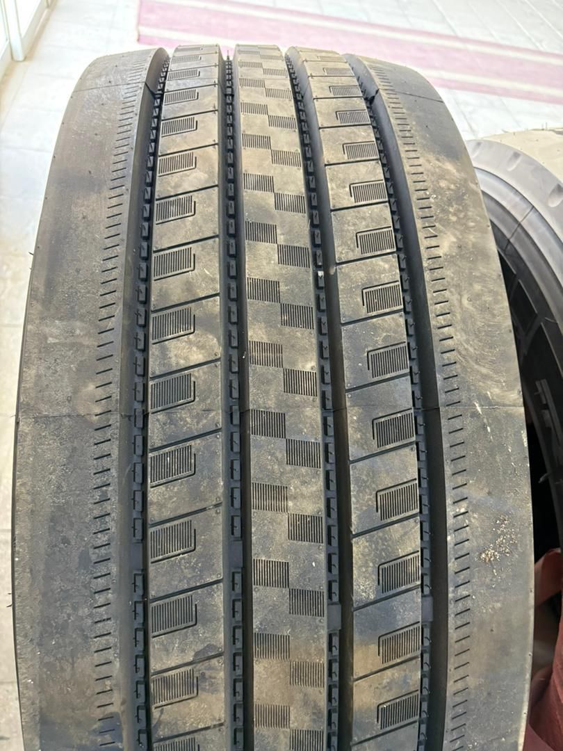 فروش انواع لاستیک سنگین ۳۸۵-۳۱۵-۱۲۲۴-۲۳۵-۲۱۵|قطعات یدکی و لوازم جانبی|چهاردانگه (تهران), |دیوار