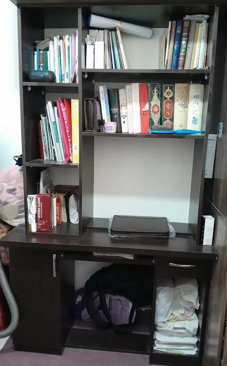 میز تحریر و کتابخانه روی آن|میز تحریر و کامپیوتر|تهران, مشیریه|دیوار