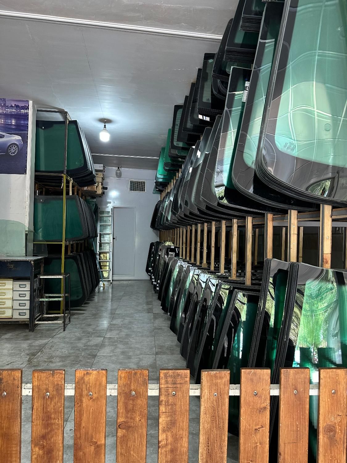 خدمات و پخش شیشه اتومبیل سید|خدمات موتور و ماشین|قم, نخودی|دیوار