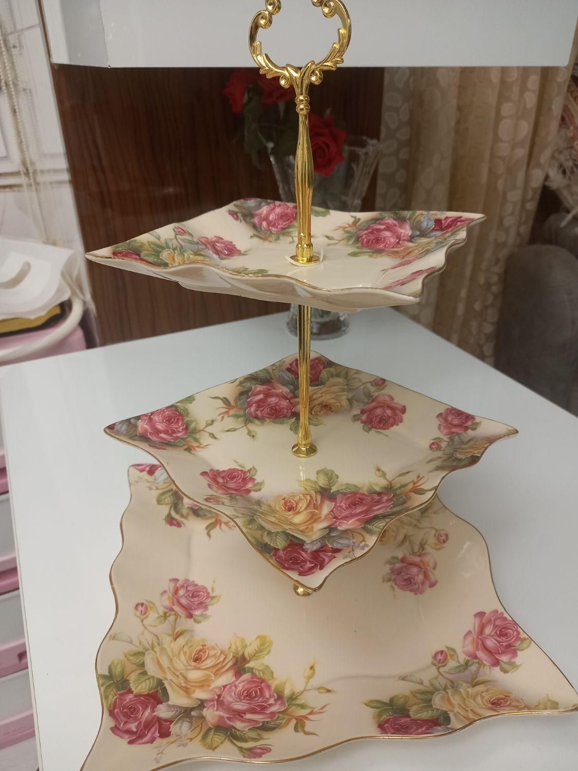 جاشیرینی سه طبقه|ظروف سرو و پذیرایی|سنندج, |دیوار