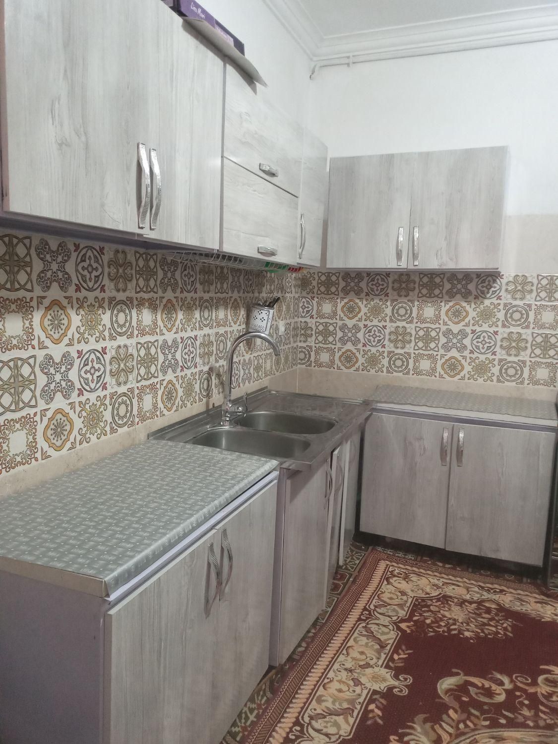 کابینت درحد نو  وبدون سینگ|مصالح و تجهیزات ساختمان|بهار, |دیوار