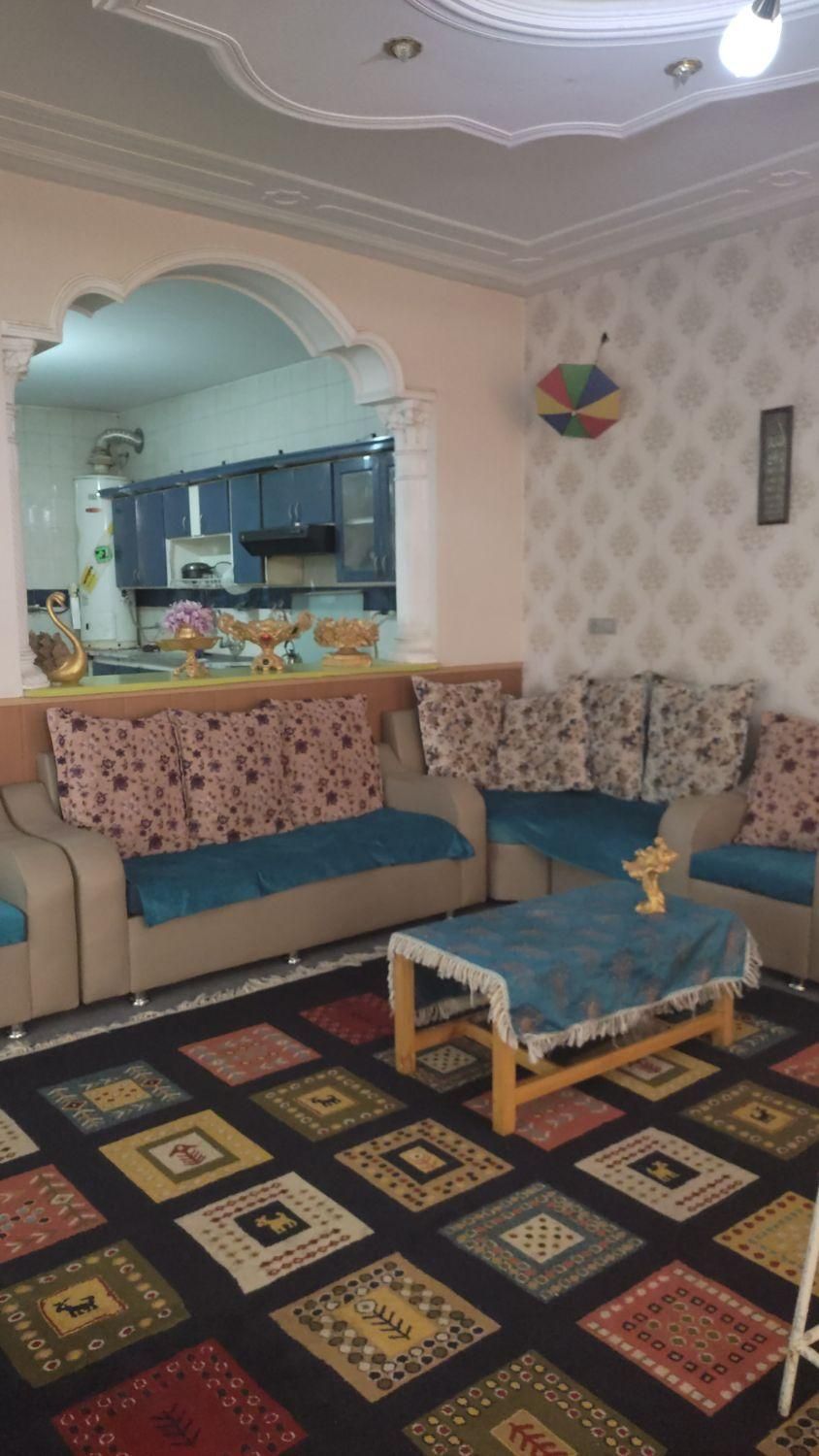 اجاره ی آپارتمان طبقه ی ۲ از ۲ مستقل|اجارهٔ کوتاهمدت آپارتمان و سوئیت|شیراز, شریفآباد|دیوار