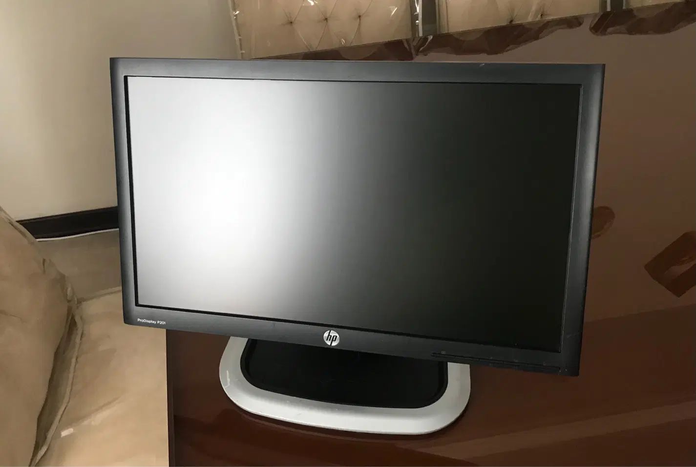 مانیتور hp pro p201 چرخشی|قطعات و لوازم جانبی رایانه|تهران, آجودانیه|دیوار