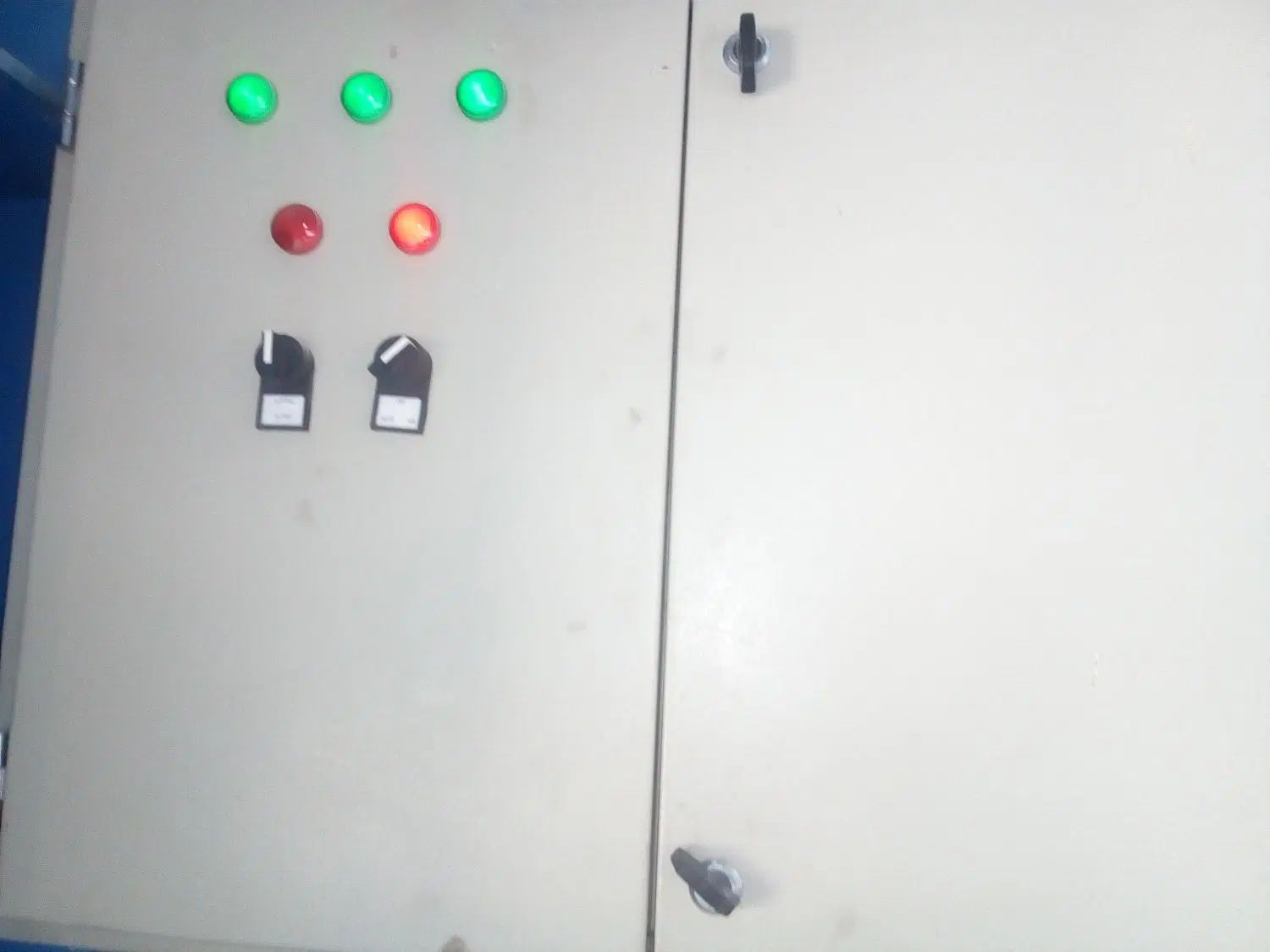 برقکاربرق کش کارخدمات برق ساختمان صنعتی تلفن آنتن|خدمات پیشه و مهارت|همدان, |دیوار