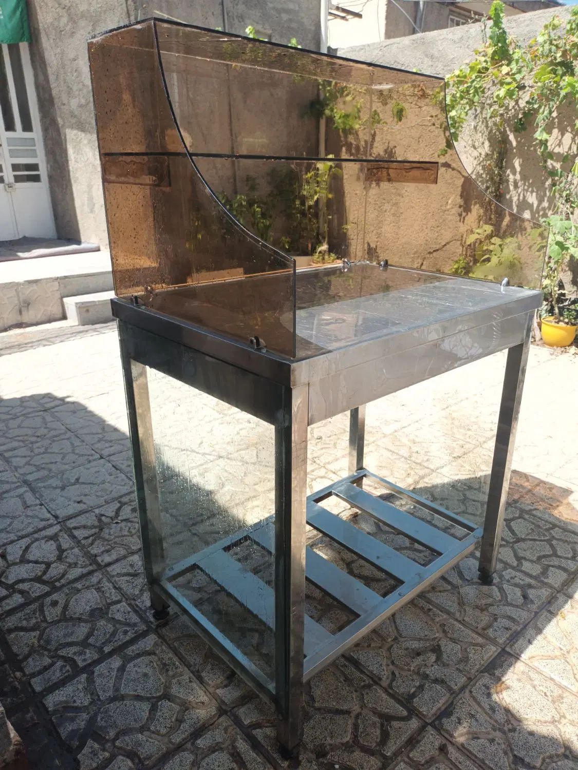 میز کار تمام استیل نو همراه قفسه شیشه ای|فروشگاه و مغازه|مشهد, هفت تیر (نه دره)|دیوار