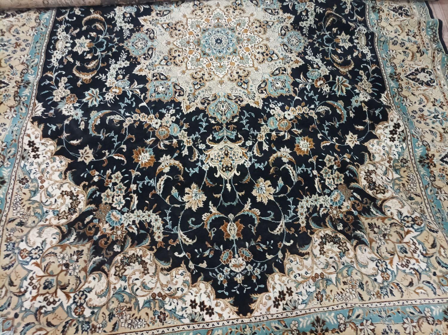 دو عدد فرش ماشینی با مساحت ۹ متری و ۱۲ متری|فرش|قم, کلهری|دیوار