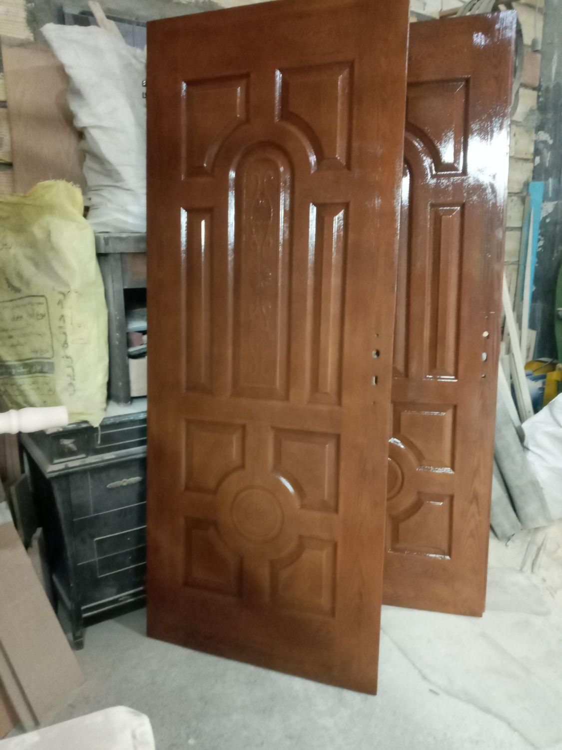 ساخت درب چوبی ملامینه و HDF|خدمات پیشه و مهارت|زنجان, |دیوار