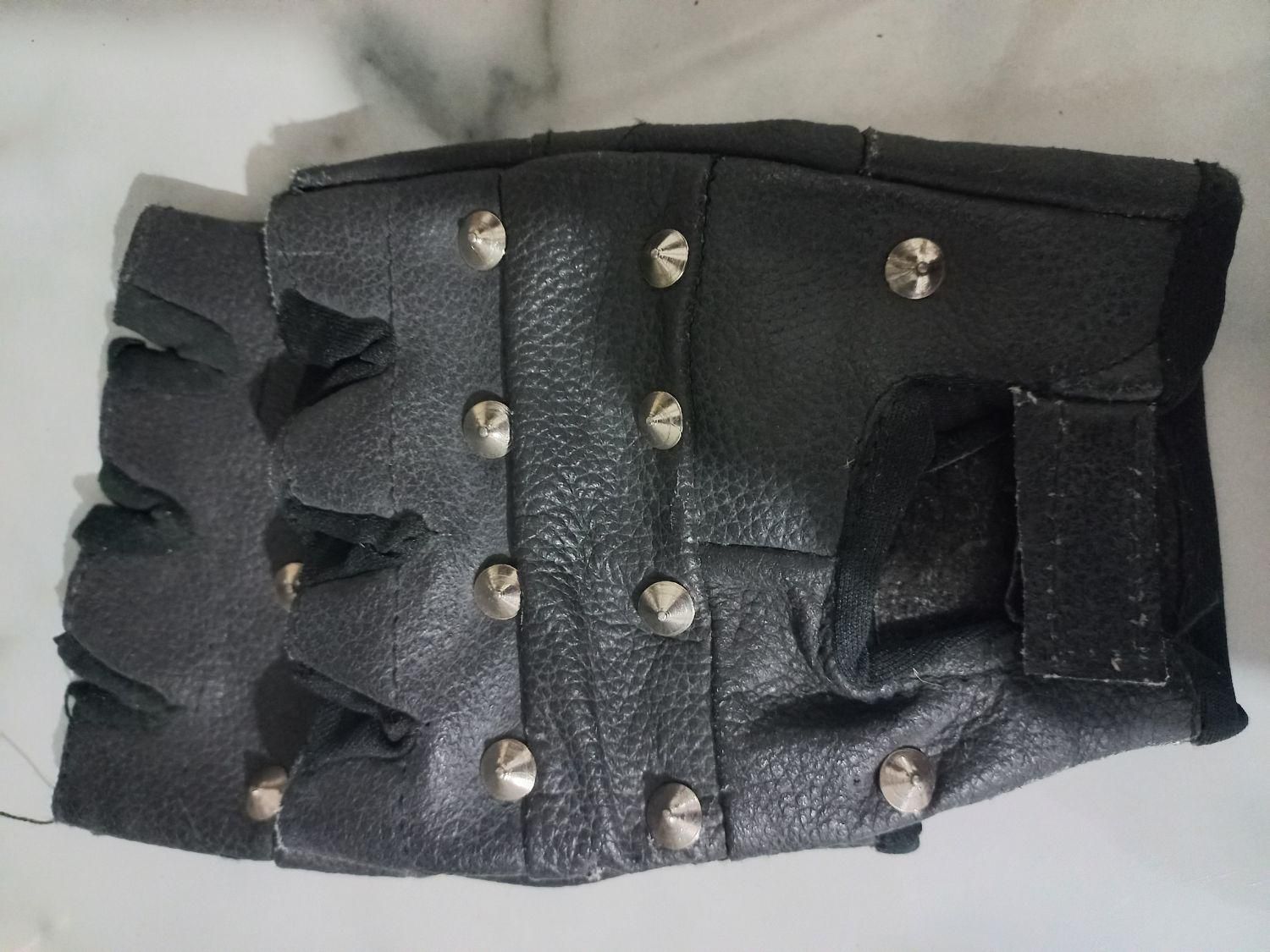 تعدادی چاقو و فندک|کوهنوردی و کمپینگ|بیرجند, |دیوار