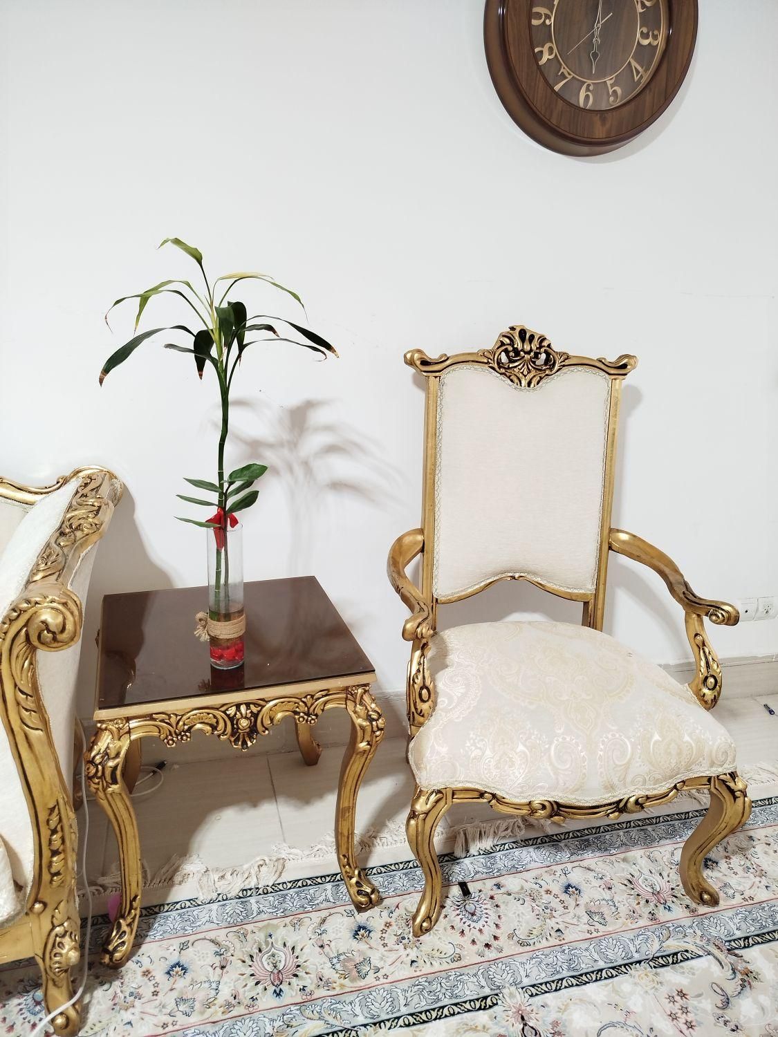 مبلمان سلطنتی کینگ فرانسوی و جلومبلی و تابلو|مبلمان خانگی و میز عسلی|بیرجند, |دیوار