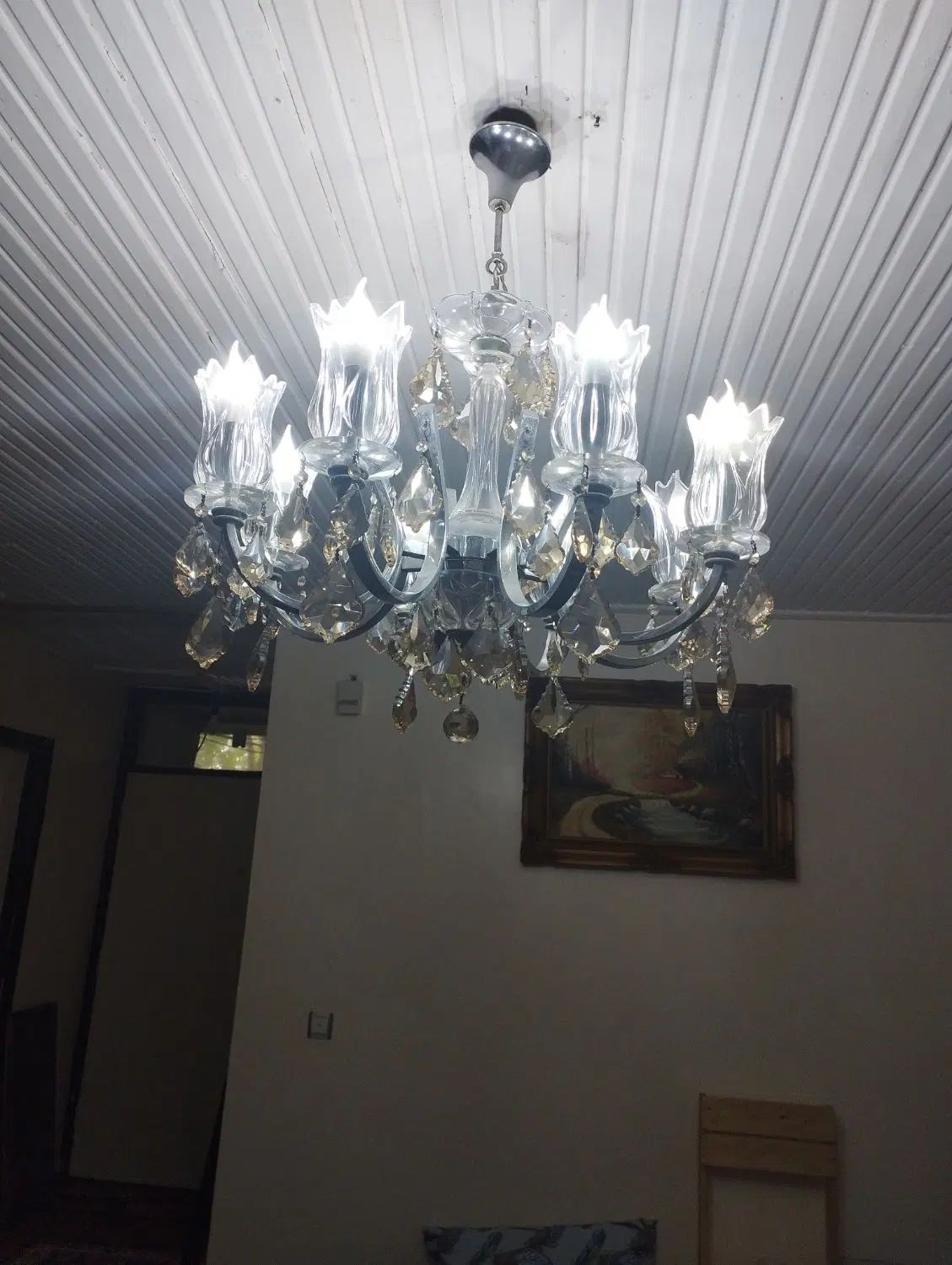 لوستر|لوستر و چراغ آویز|رشت, نیروی دریایی|دیوار
