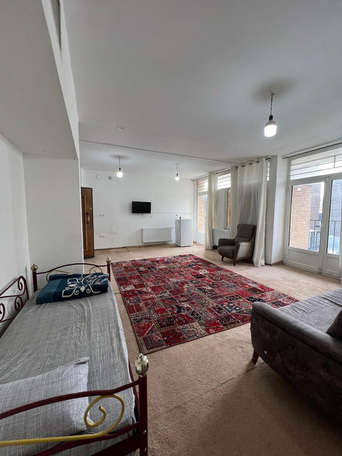 واحدهای مستقل با تمامی امکانات|اجارهٔ کوتاهمدت آپارتمان و سوئیت|کرمان, |دیوار