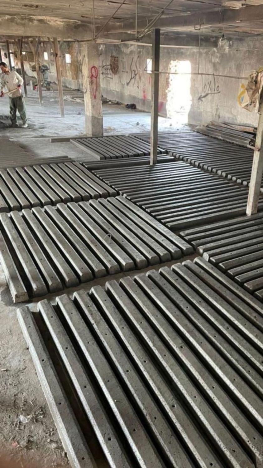 پایه بتن تیرچه داربستی باغی فنسکشی نقدوشرلیط|عمده‌فروشی|قزوین, |دیوار