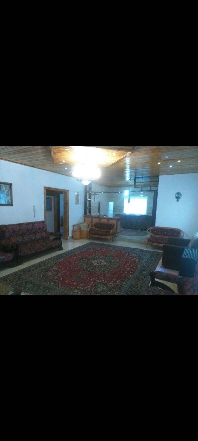 ویلااجاره ای شبانه درلاویج|اجارهٔ کوتاهمدت ویلا و باغ|چمستان, |دیوار