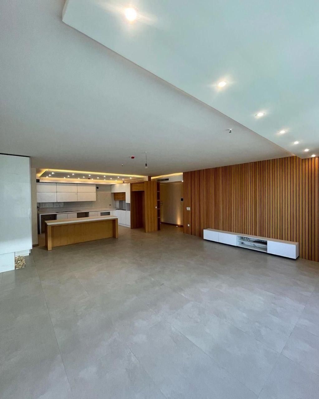 اپارتمان 123متری دوخواب صدرا فازیک|فروش آپارتمان|صدرا-فارس, فاز ۱|دیوار