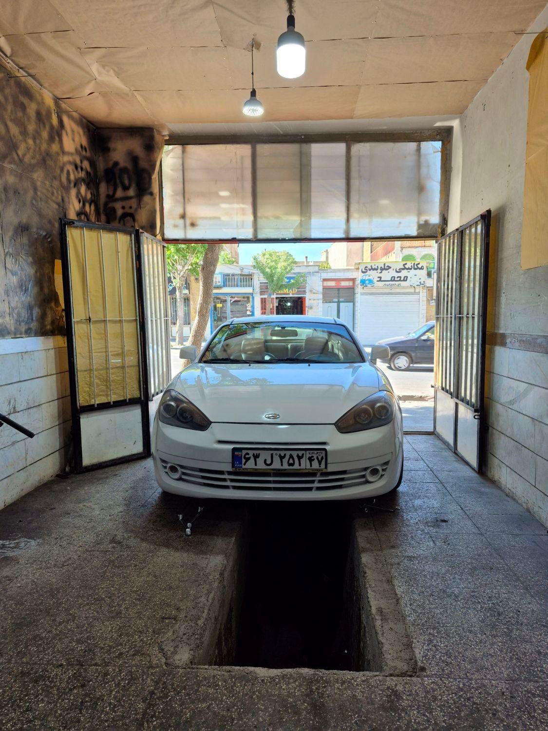 جلوبندی سازی.تعمیرهیدرلیک. تعمیر اکسل|خدمات موتور و ماشین|اراک, |دیوار