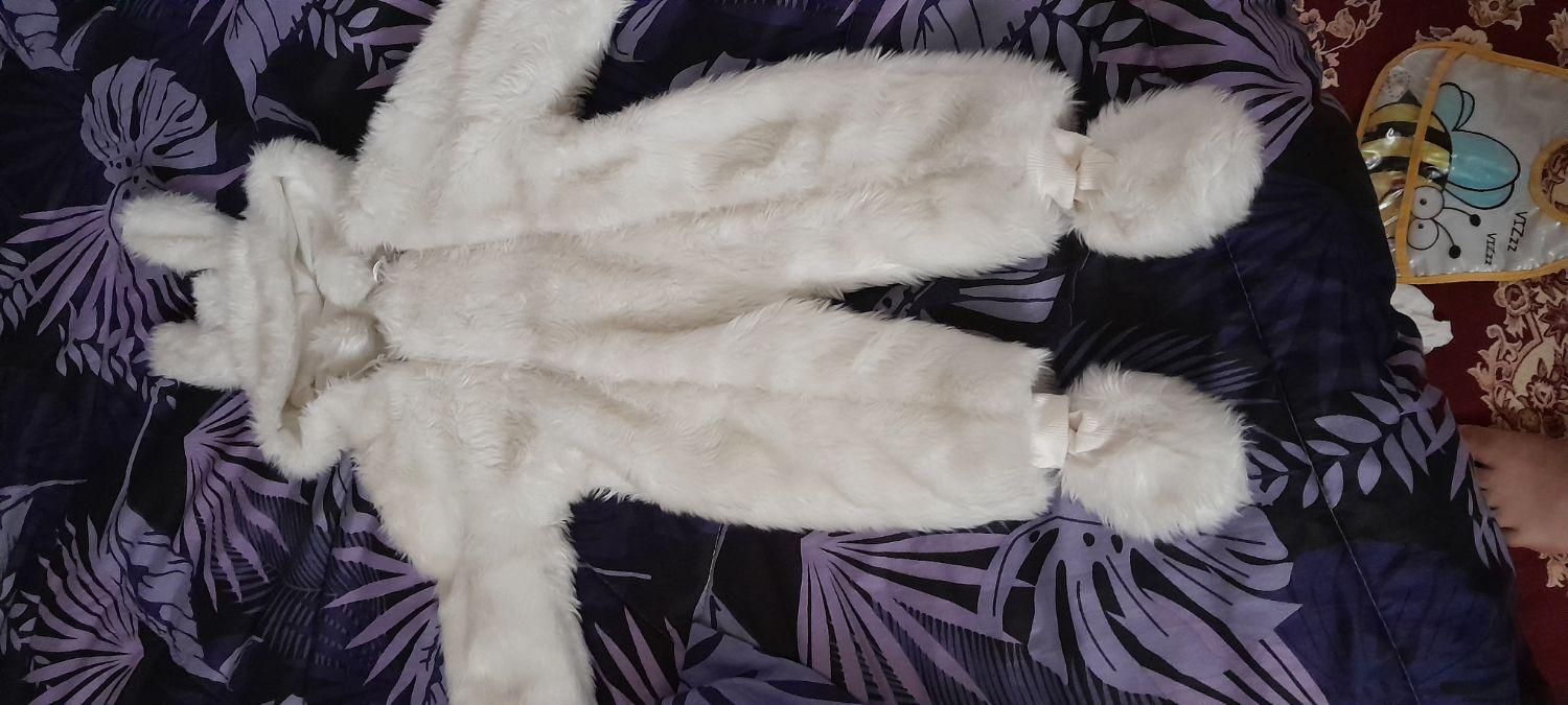 سرهمی|کفش و لباس بچه|خوی, |دیوار