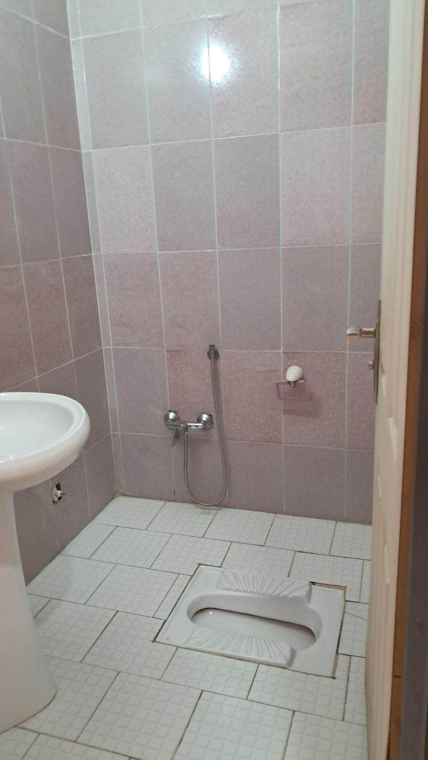 فروش آپارتمان هشتگرد ۸۲ متر۲خواب|فروش آپارتمان|هشتگرد, شهرک آپادانا|دیوار