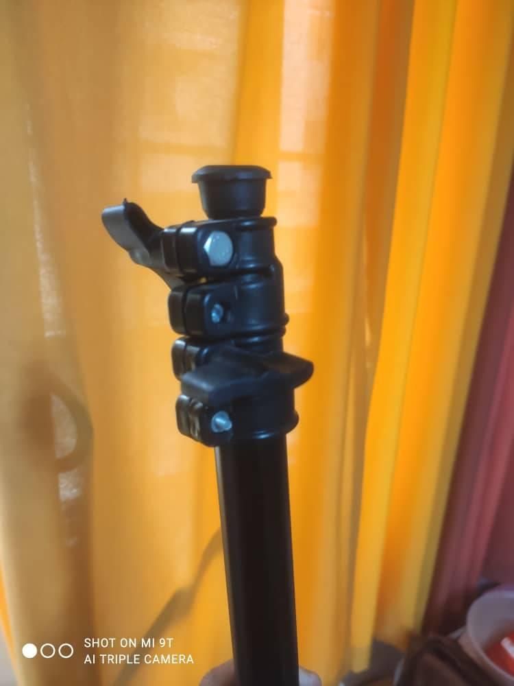 سه پایه|دوربین عکاسی و فیلم‌برداری|تهران, جمهوری|دیوار