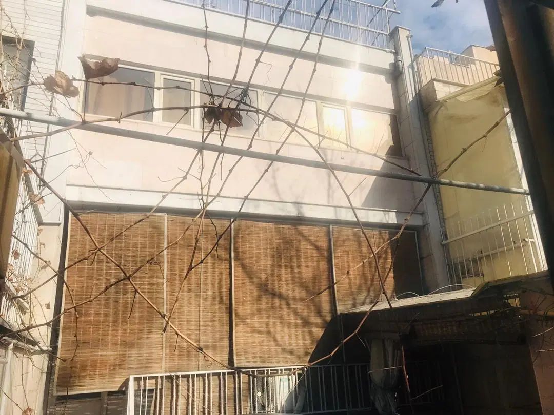 خانه کلنگی قابل سکونت اتوبان محلاتی کوچه خوشدل|فروش زمین و ملک کلنگی|تهران, مینای شمالی (مخبر)|دیوار