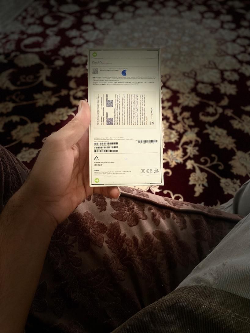 اپل iPhone 16 Pro با حافظهٔ ۲۵۶ گیگابایت|موبایل|یزد, |دیوار