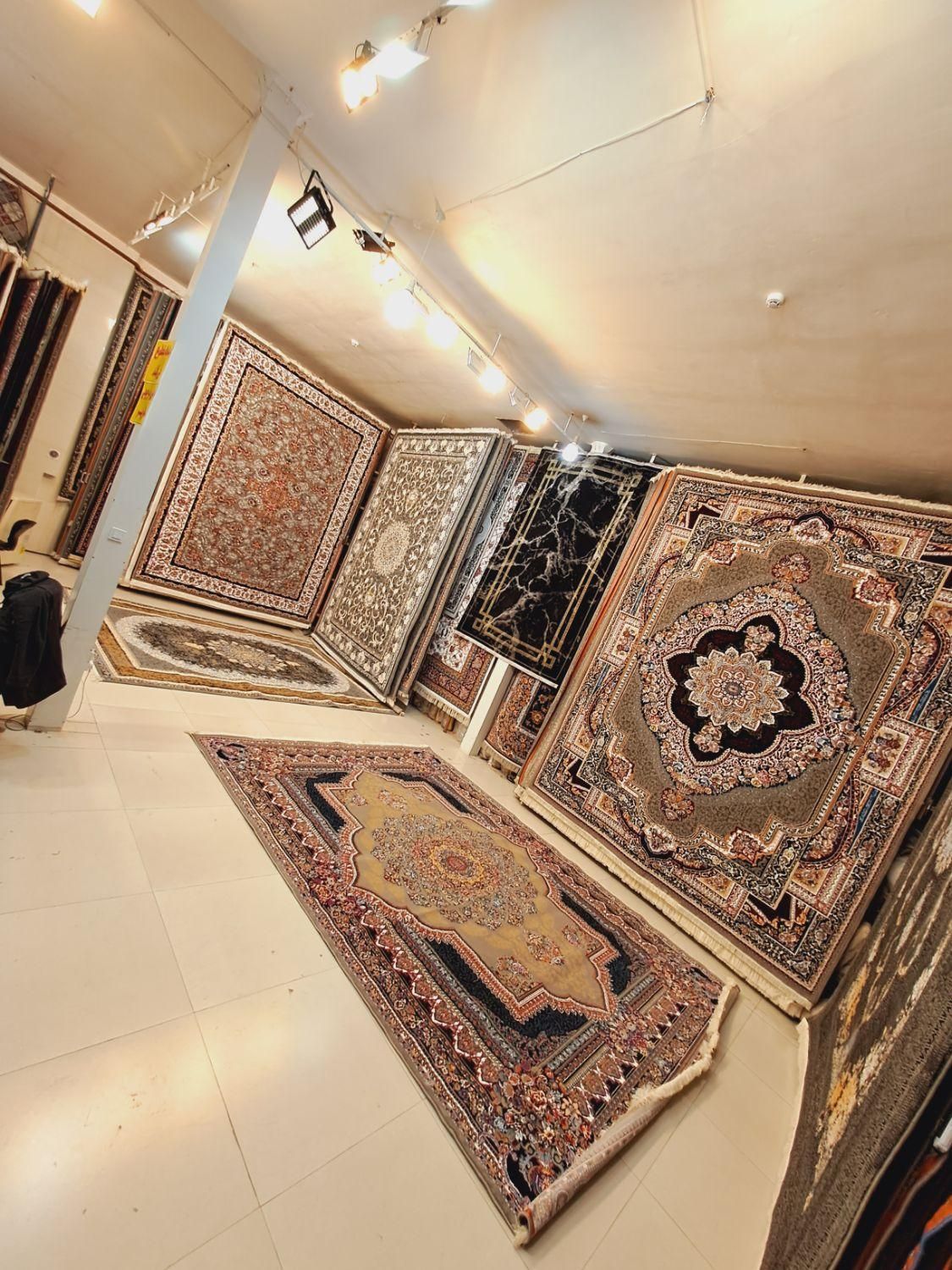 فرش9و12 جفت و تک انبار گردانی حاجی حسینی|فرش|مشهد, طلاب|دیوار