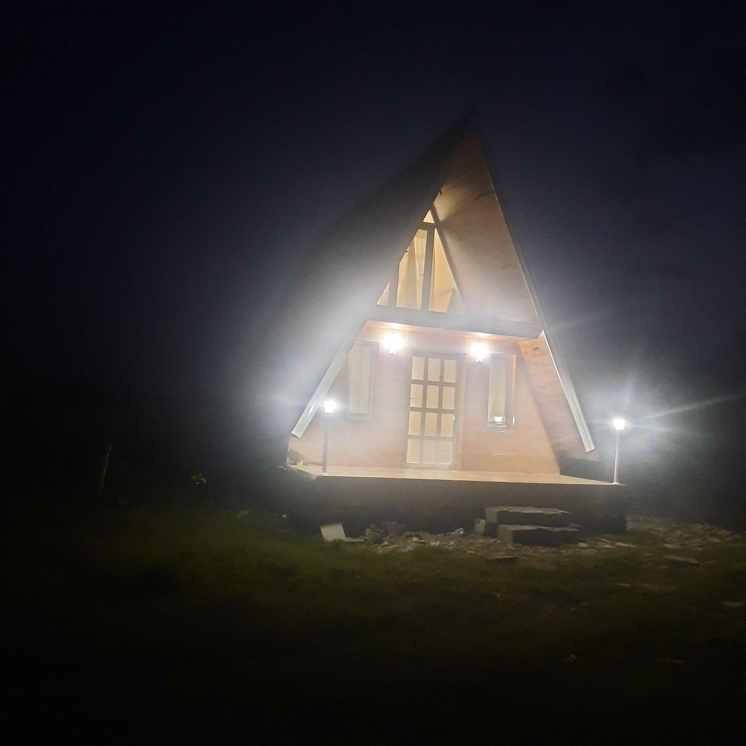 ویلا سویسی نوساز|اجارهٔ کوتاه‌مدت ویلا و باغ|رضوانشهر, |دیوار