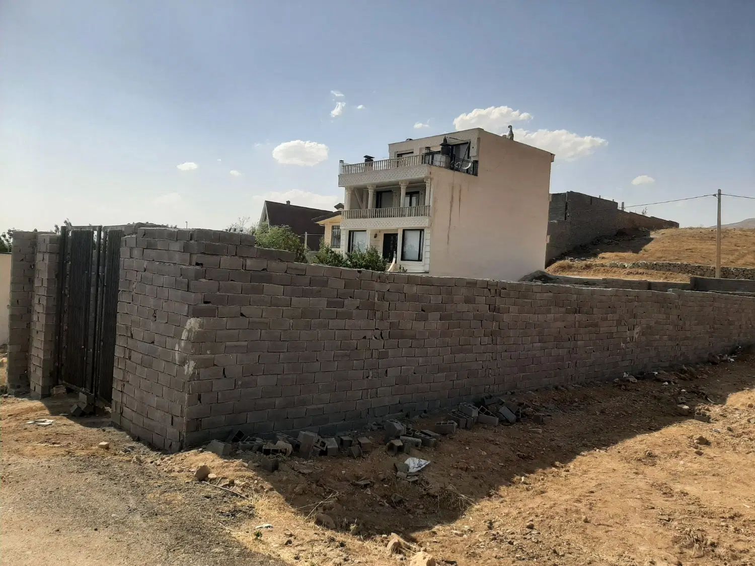 کرشت، ۳۳۵متر زمین با دیوار و فنداسیون،سند تک برگ|فروش زمین و ملک کلنگی|تهران, تهرانپارس غربی|دیوار