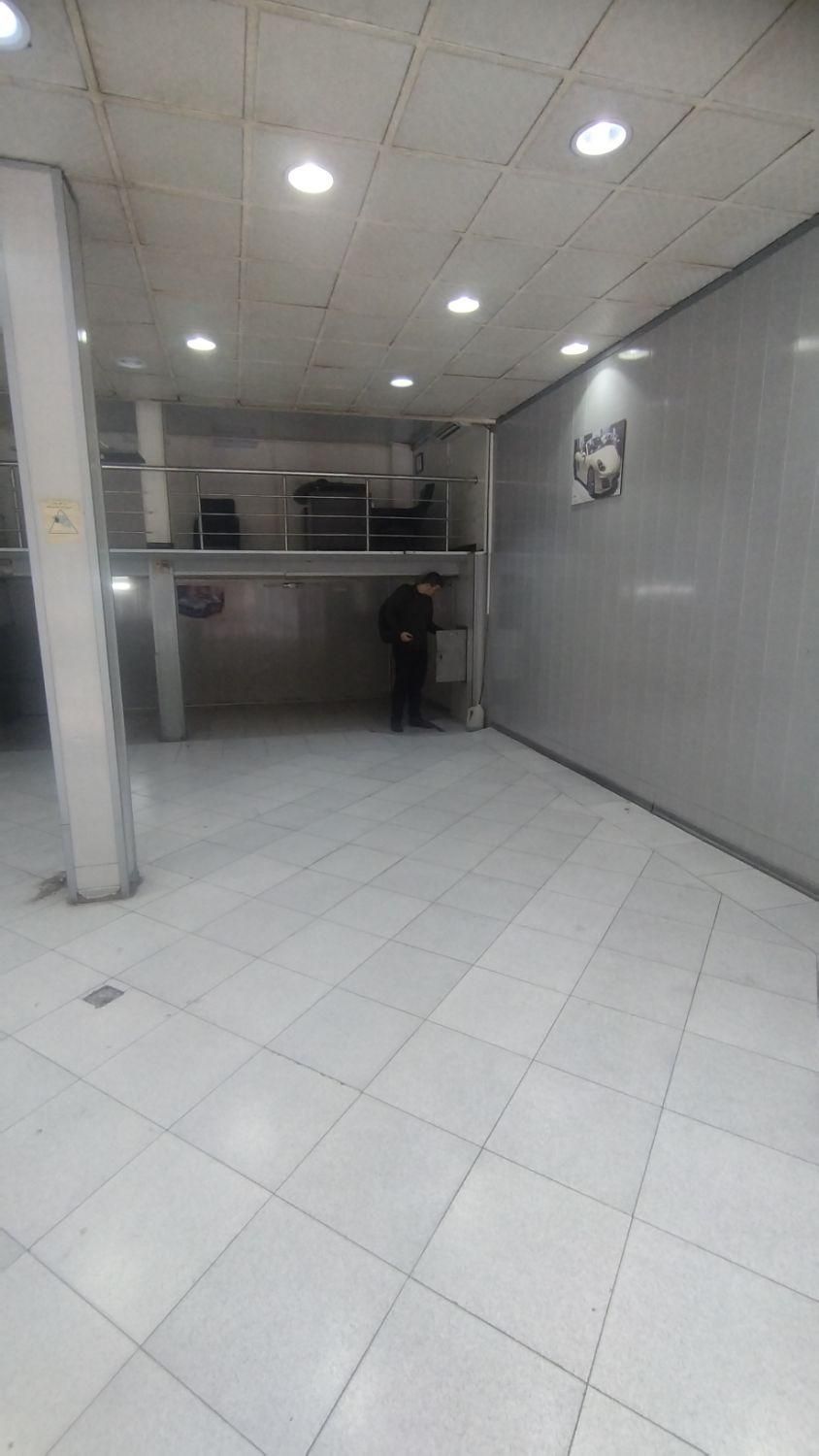 مغازه ۲۰ متر/۲۰ متر انبار/نصرت|اجارهٔ مغازه و غرفه|تهران, توحید|دیوار