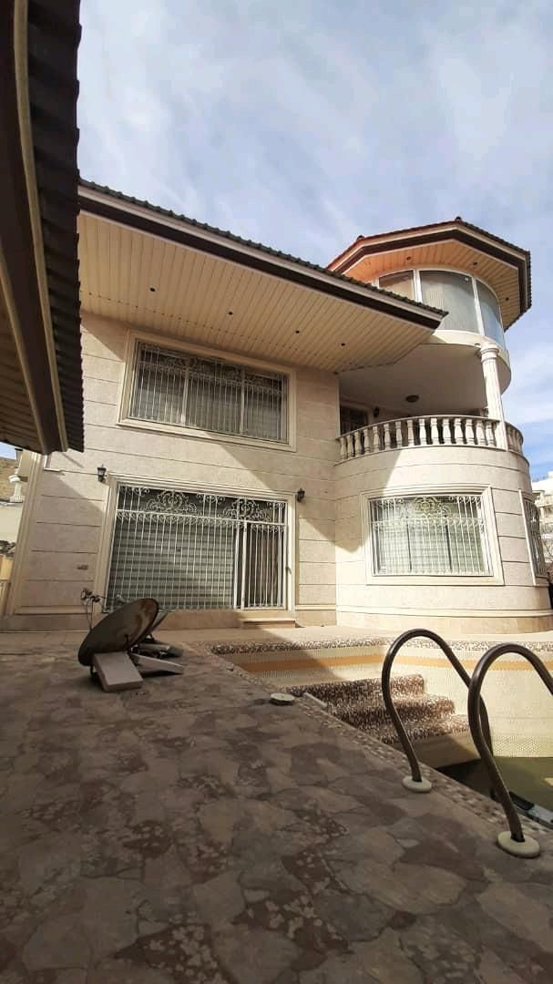 باغچه ویلایی 1060متر 350بنا در مهرآباد رودهن|فروش خانه و ویلا|رودهن, |دیوار