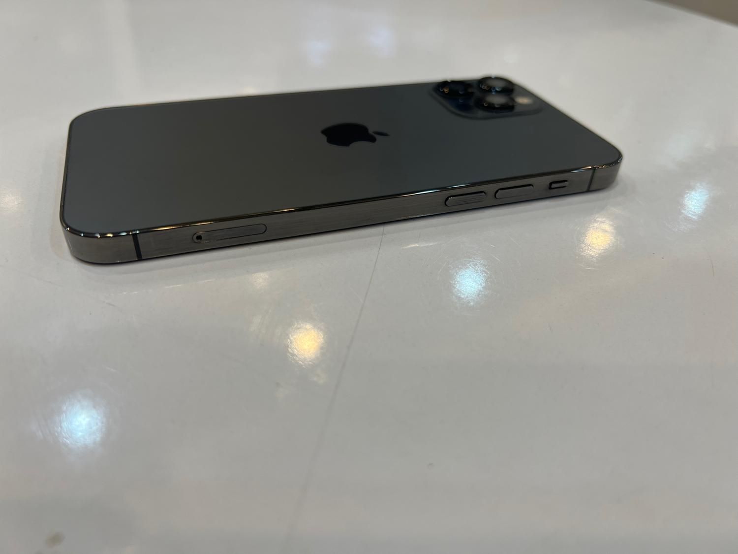 اپل iPhone 12 Pro با حافظهٔ ۲۵۶ گیگابایت|موبایل|مشهد, ایثارگران|دیوار