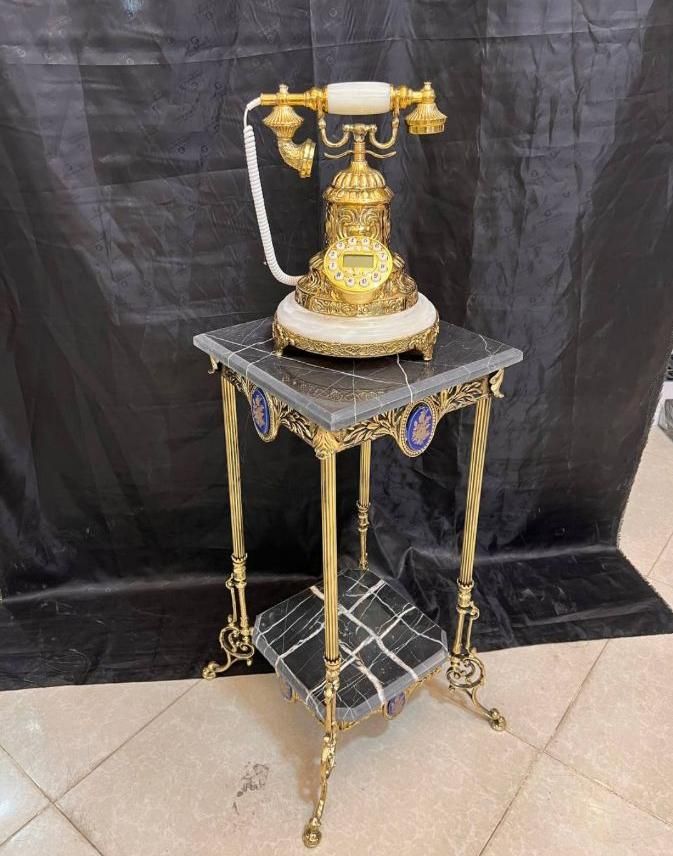 میز خاطره چهارپایه برنز برنزی|مبلمان خانگی و میز عسلی|کرج, شهرک رازی (حصارک)|دیوار