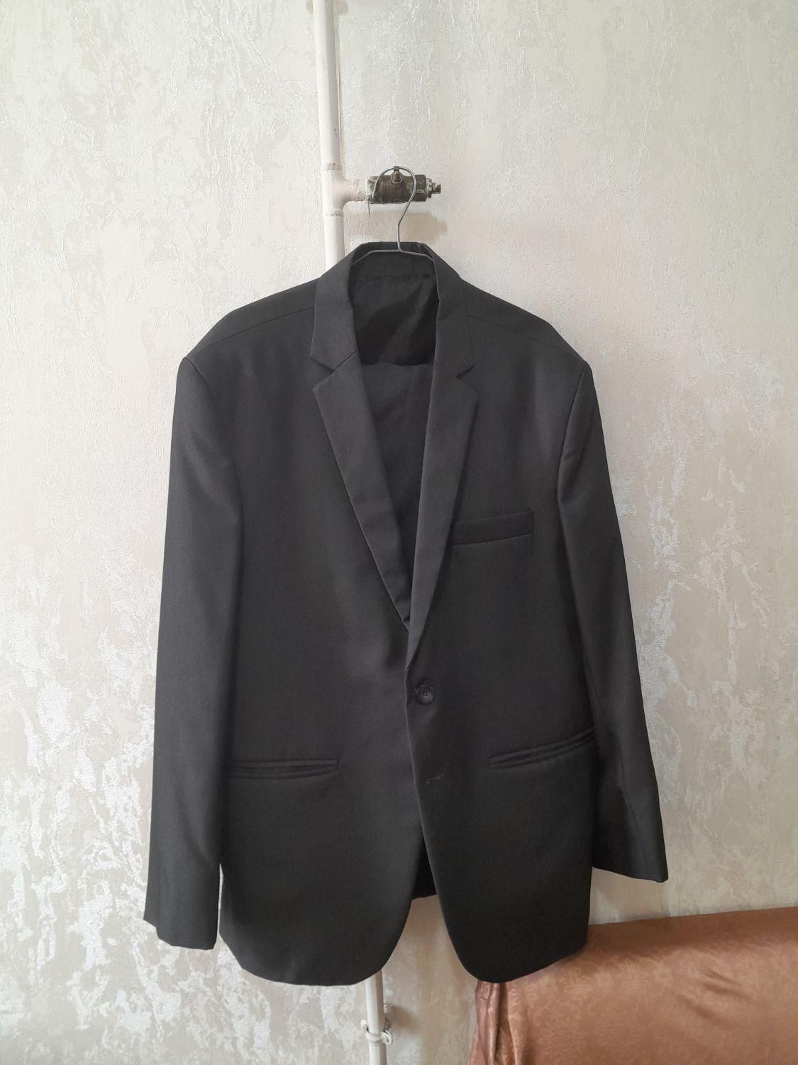 کت وشلوار در حد نو فقط 2بار استفاده شده|لباس|رشت, پیرکلاچای|دیوار