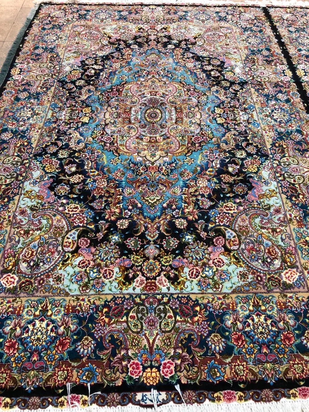 جفت۶متری نقشه سالاری۲ متن رج۳۵ کف حاشیه ابریشم|فرش|تبریز, |دیوار