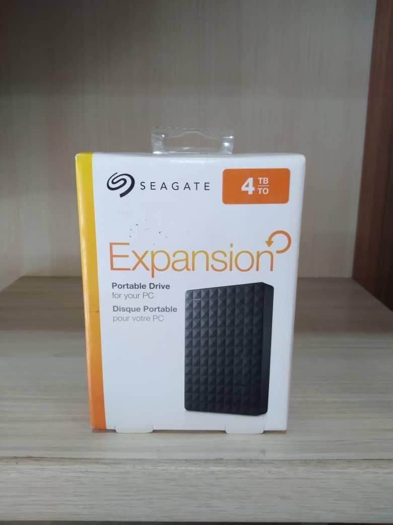 هارد اکسترنال 4 ترا نومدل SEAGATE|قطعات و لوازم جانبی رایانه|اراک, |دیوار