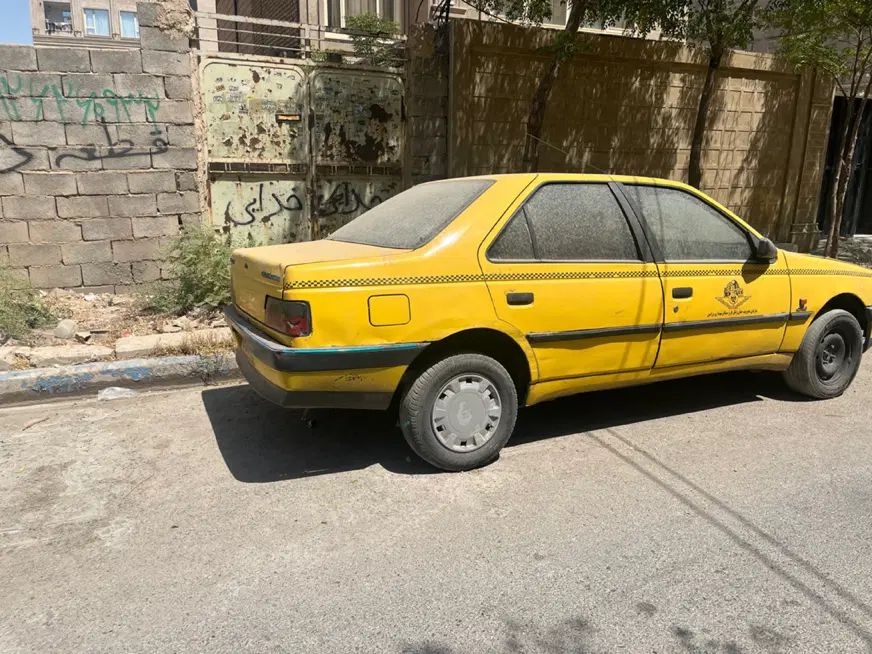 پژو۴۰۵تاکسی نقدو‌اقساط و(معاوضه)موتورنیاز به تعمیر|خودرو سواری و وانت|ورامین, شهرک فاطمیه|دیوار