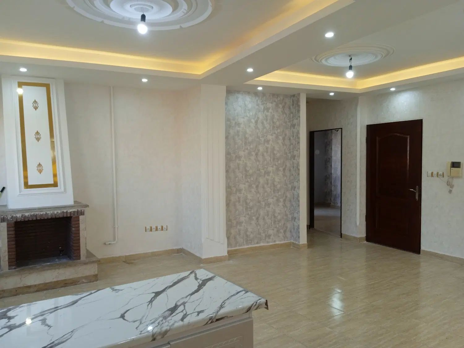 آپارتمان105متر/سند/بازسازی/خیابان شهدا فرهنگ و دین|فروش آپارتمان|رشت, دیانتی|دیوار