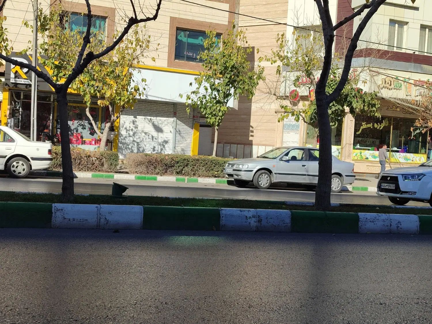 اجاره مغازه۲۸مترحاشیه خیابان کریمی پاخورعالی|اجارهٔ مغازه و غرفه|مشهد, نکاح|دیوار