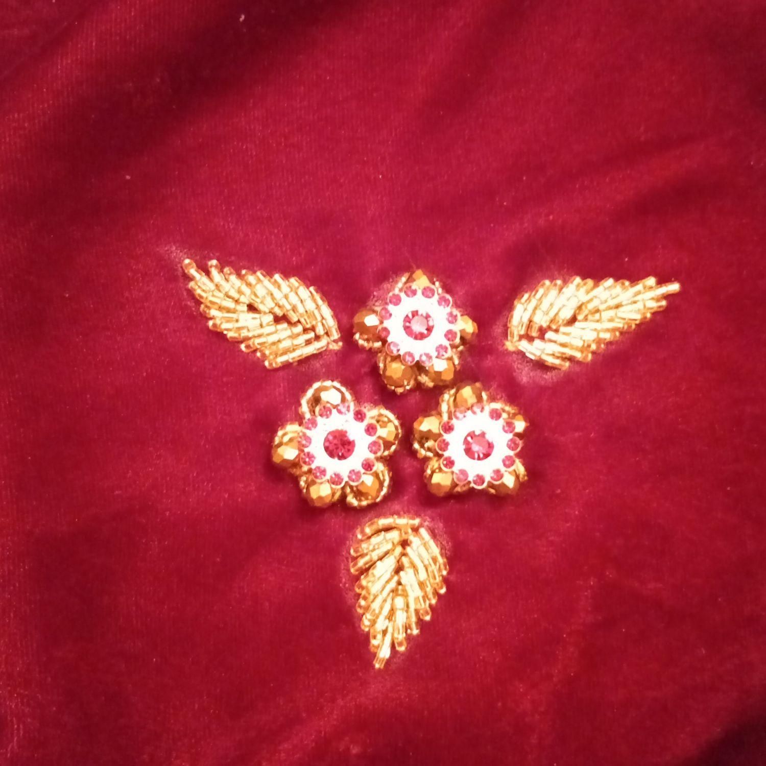 لباس|لباس|یاسوج, |دیوار