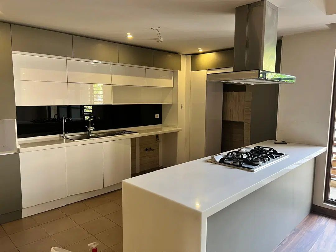 150متر مجلل/3خواب بزرگ/تاپ‌ترین لوکیشن اندرزگو|اجارهٔ آپارتمان|تهران, حکمت|دیوار