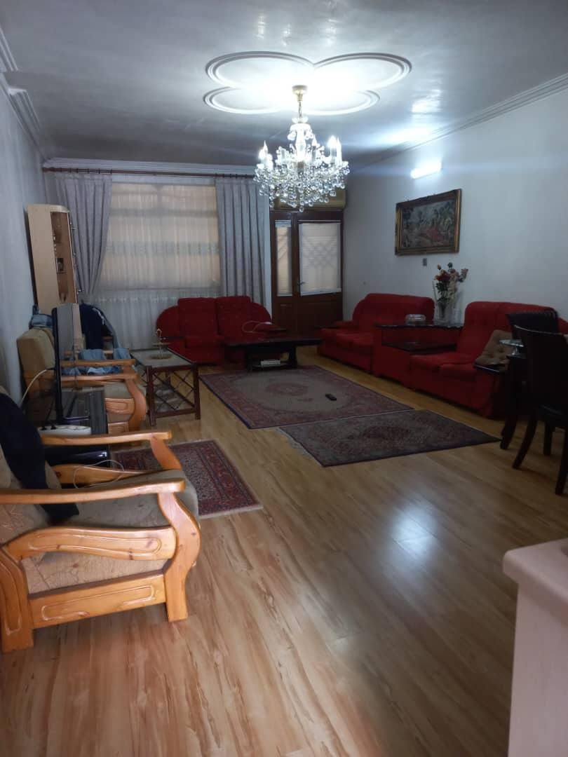ویلایی.کلنگی ۱۸۰متری    گاز|فروش خانه و ویلا|رشت, کوی غلام نیا|دیوار