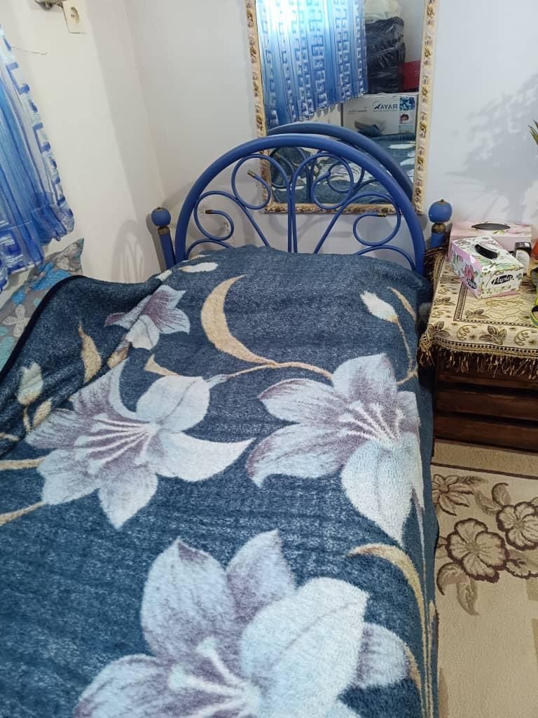 تخت خواب|تخت و سرویس خواب|رشت, شهرک شهید مفتح|دیوار