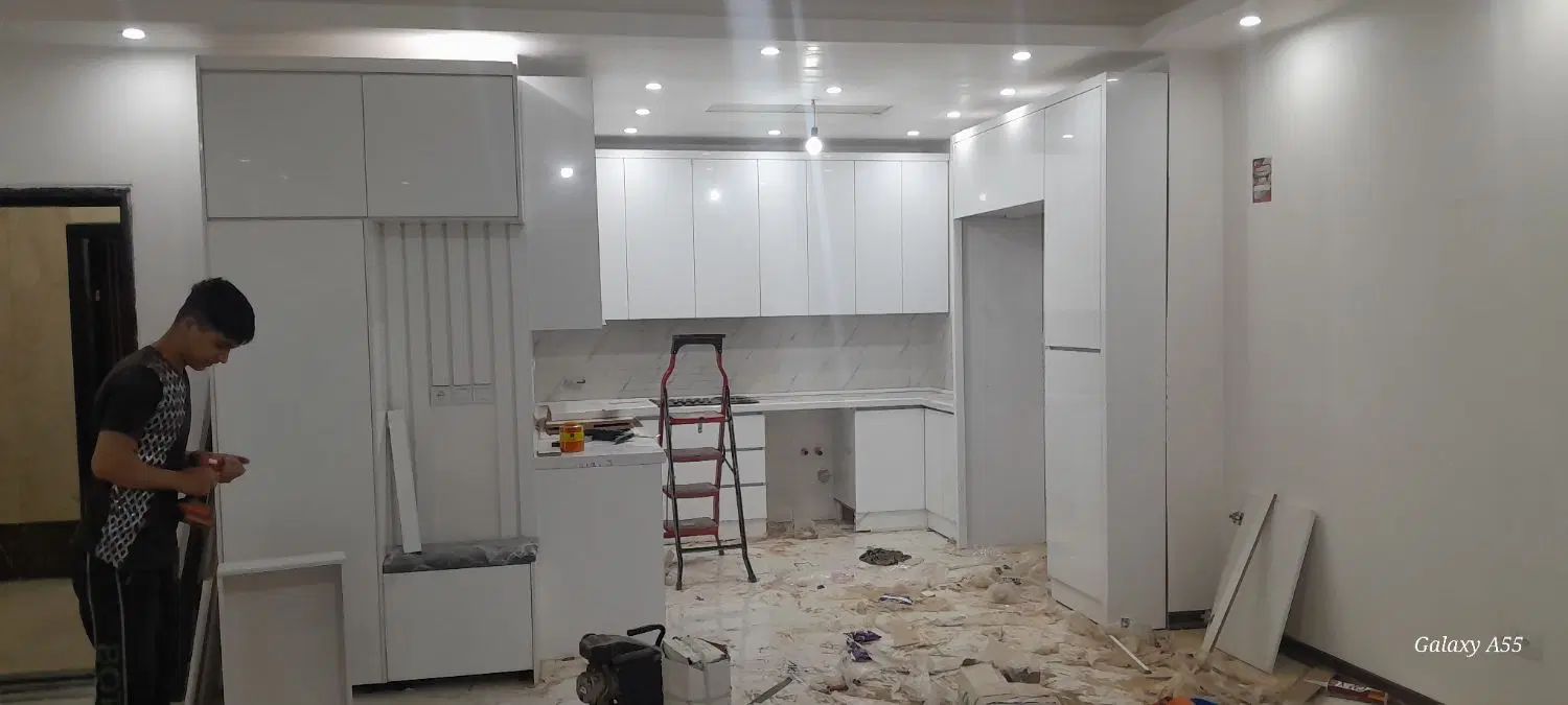 متین کابین میز تحریر و کامپیوتر و تمام مصنوعات چوب|میز تحریر و کامپیوتر|بهارستان, |دیوار