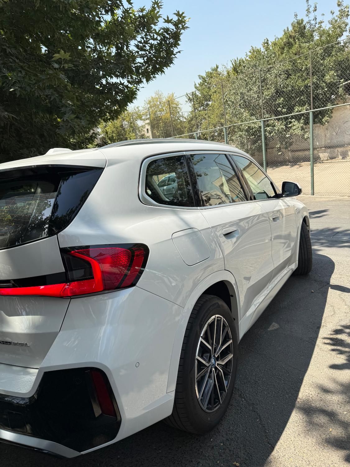 Bmw ix1|خودرو سواری و وانت|تهران, فرمانیه|دیوار