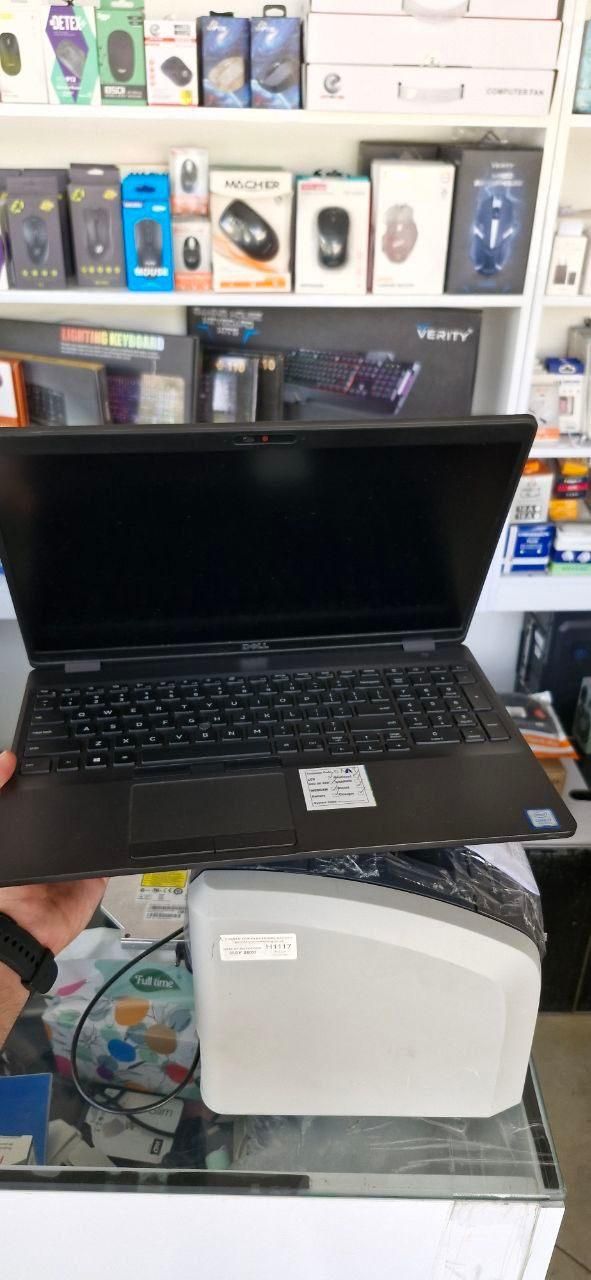 لپ تاپ دل dell i7 9th نسل ۹ فوق العاده تمیز|رایانه همراه|مشهد, دانشجو|دیوار