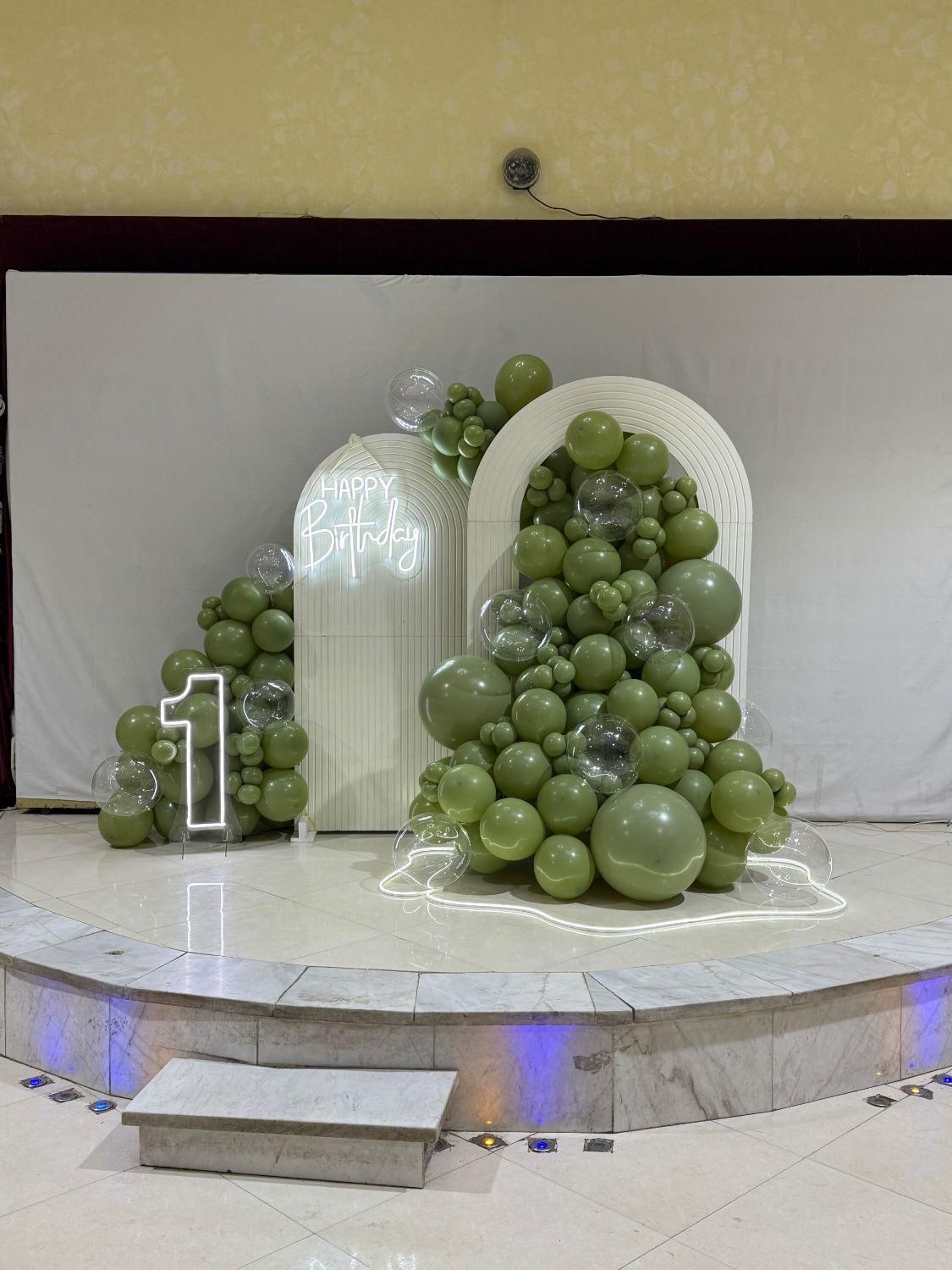 بادکنک آرایی ، گل آرایی و سفره عقد|خدمات پذیرایی، مراسم|اراک, |دیوار