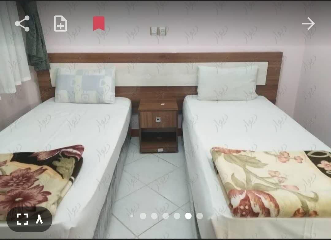 رزرو واجاره روزانه آپارتمان هتل سوییت  با پارکینگ|اجارهٔ کوتاه‌مدت آپارتمان و سوئیت|مشهد, عنصری|دیوار