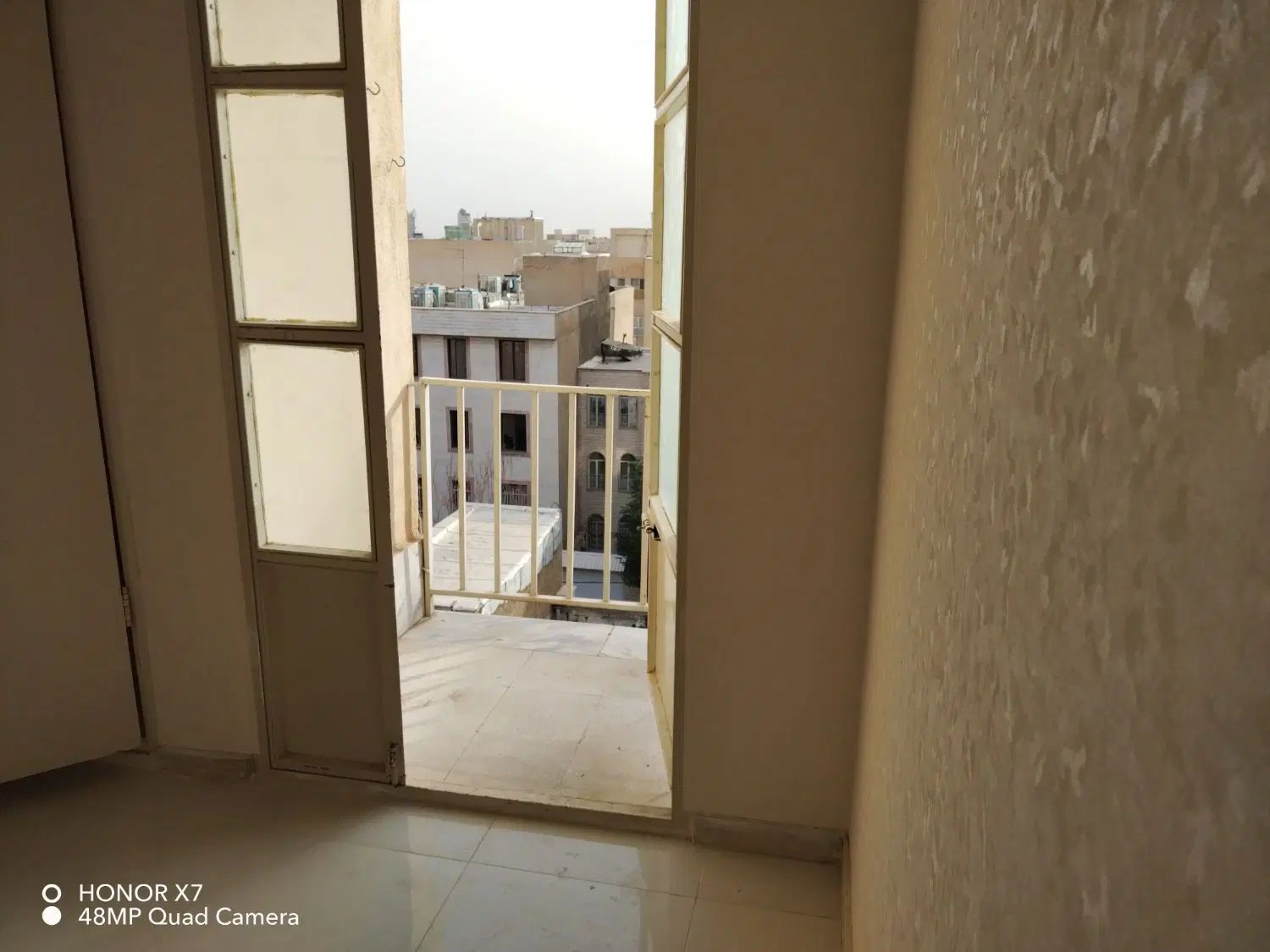 گل آرای جنوبی/ ۶۵ متر/۲خوابه/پارکینگ/سند دار|فروش آپارتمان|کرج, برغان|دیوار