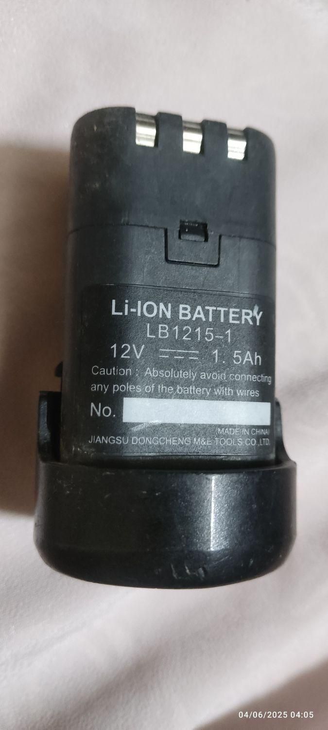باتری لیتیومی 12v دریل شارژی.|ابزارآلات|شاهین‌شهر, مخابرات (شهید بهشتی)|دیوار