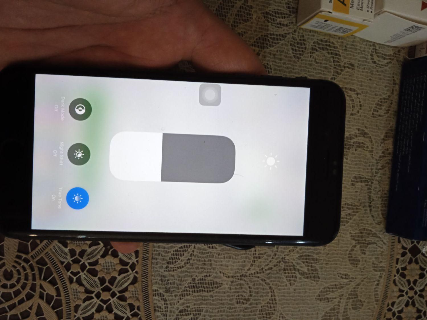 اپل iPhone 8 Plus با حافظهٔ ۶۴ گیگابایت|موبایل|تهران, مجیدیه|دیوار