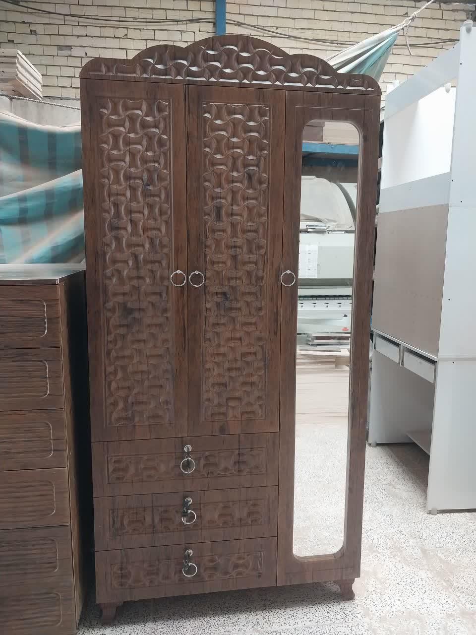 کمد سه درب سه کشاب وکیوم|جاکفشی، کمد، دراور|خمینی‌شهر, |دیوار